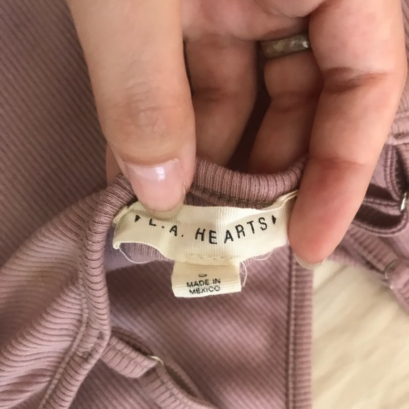 ❌SOLD❌ Wrap crop top - Picture 7 of 7